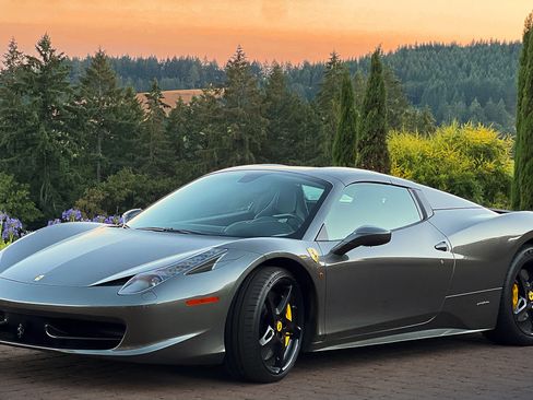 Used 2013 Ferrari 458 Spider image 1
