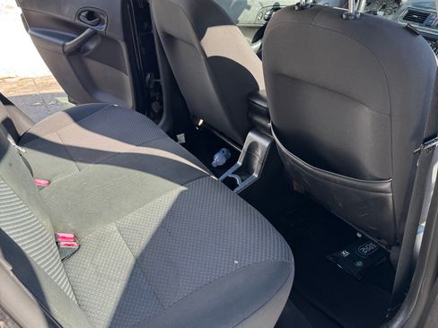 Used 2006 Ford Focus SE image 1