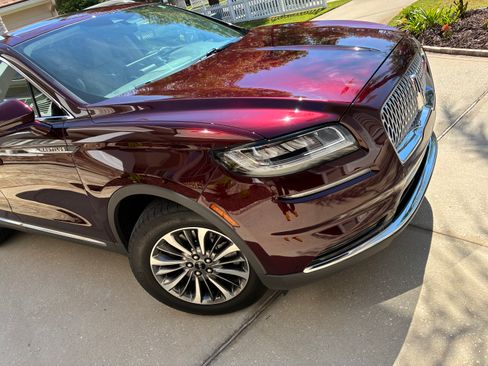 Used 2023 Lincoln Nautilus Reserve image 2