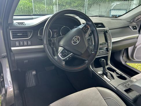 Used 2015 Toyota Camry XSE w/ Advanced Technology Package FWD image 8
