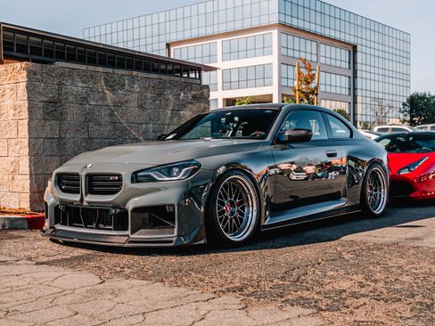 Used 2025 BMW M2 w/ Lighting Package image 24