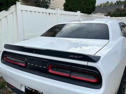 Used 2015 Dodge Challenger R/T Scat Pack w/ Leather Interior Group RWD image 6