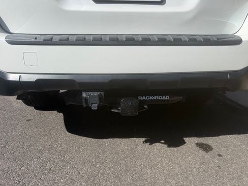 Used 2016 Subaru Outback 3.6R Limited AWD/4WD image 13
