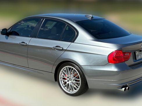 Used 2010 BMW 328i Sedan RWD image 9