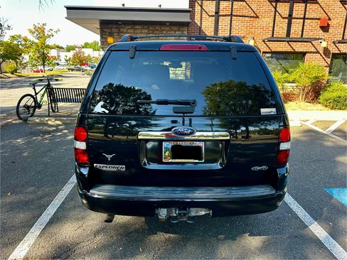 Used 2008 Ford Explorer XLT image 6