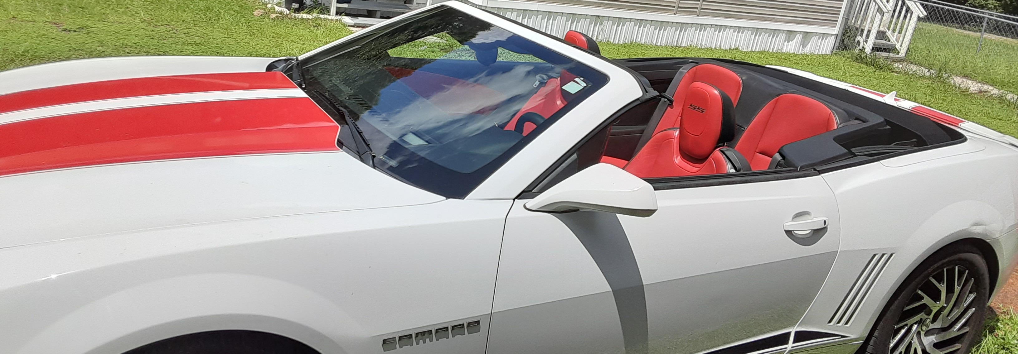 Used 2011 Chevrolet Camaro SS w/ RS Package RWD image 12