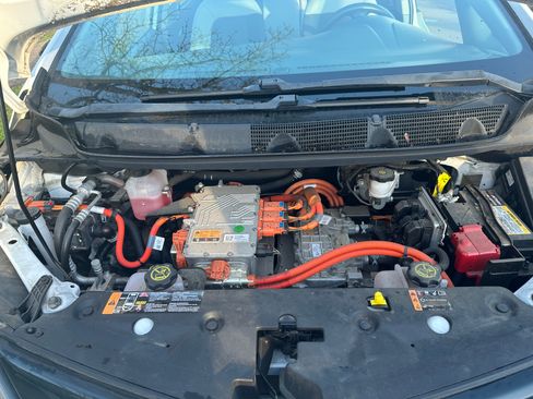 Used 2017 Chevrolet Bolt LT image 22