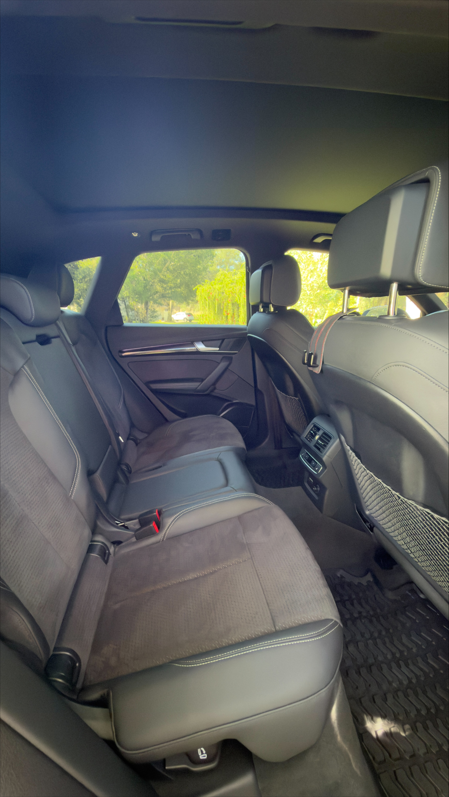 Used 2022 Audi SQ5 Prestige w/ Prestige Package AWD/4WD image 2