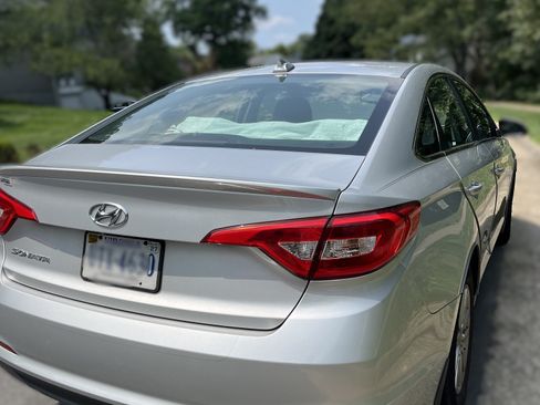 Used 2016 Hyundai Sonata SE FWD image 4