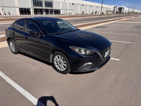Used 2014 MAZDA MAZDA3 i Touring w/ Technology Package image 4