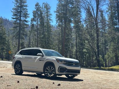 Used 2021 Volkswagen Atlas SEL R-Line