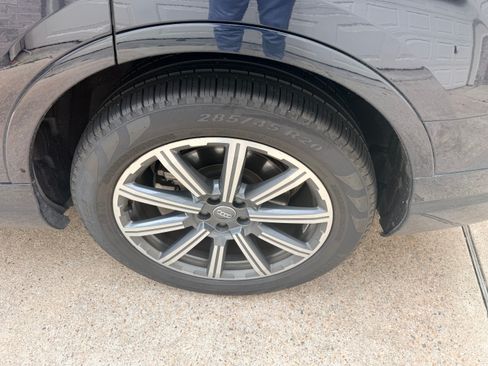 Used 2017 Audi Q7 3.0T Prestige w/ Prestige Package image 2