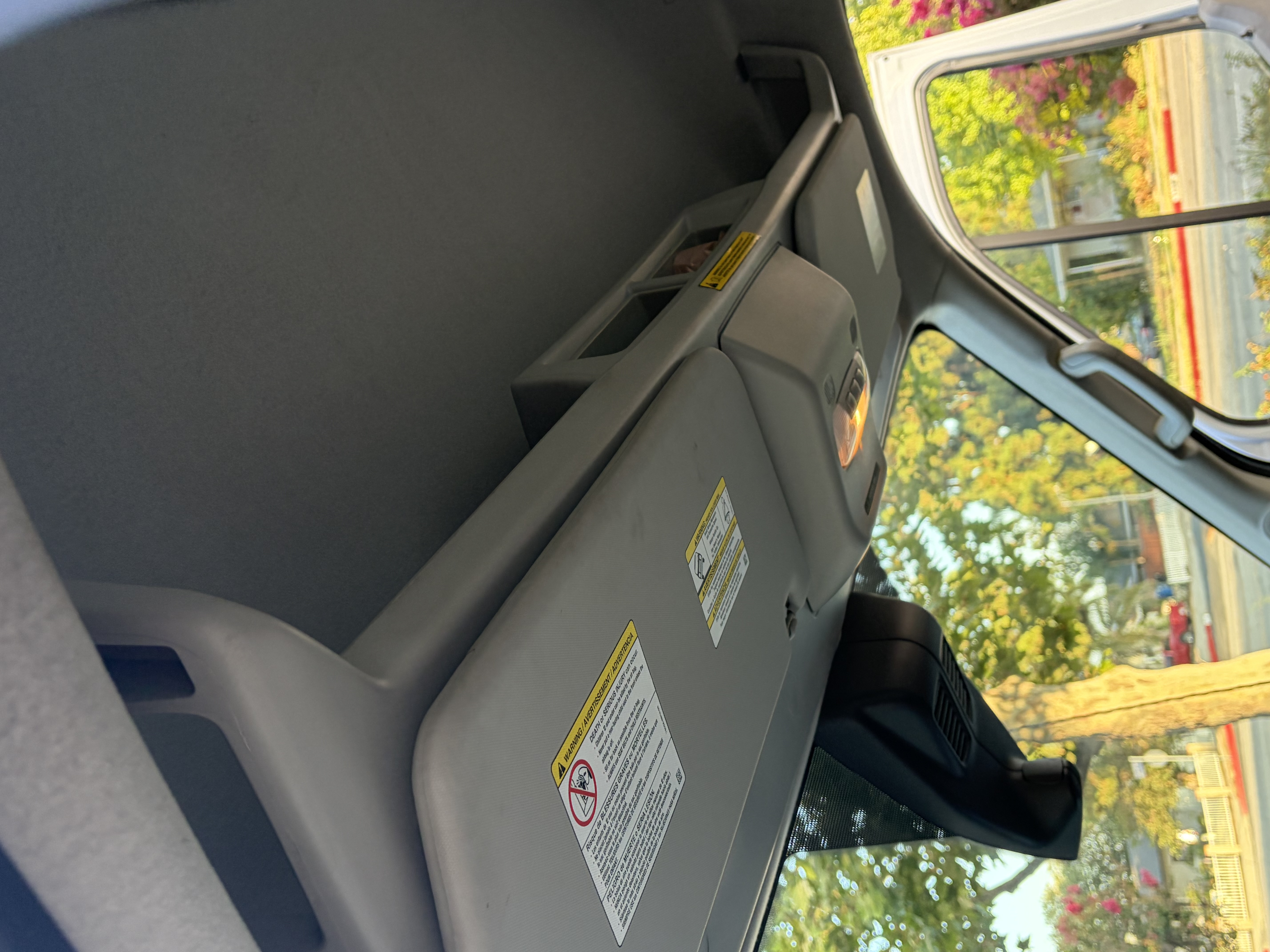 Used 2020 Ford Transit 250 Medium Roof RWD image 17