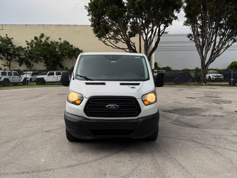 Used 2018 Ford Transit 250 148 Low Roof RWD image 1