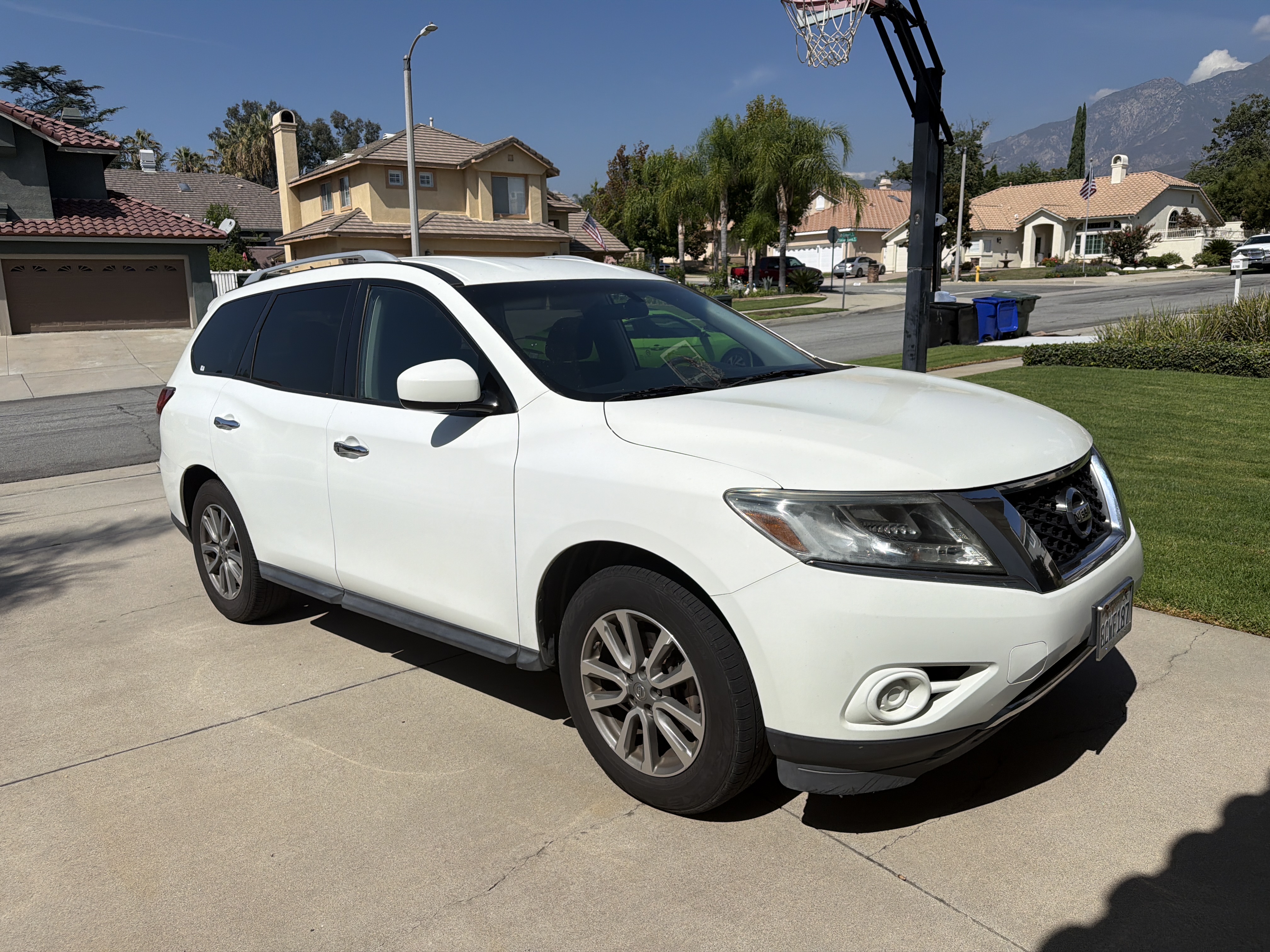 Used 2016 Nissan Pathfinder S FWD image 4