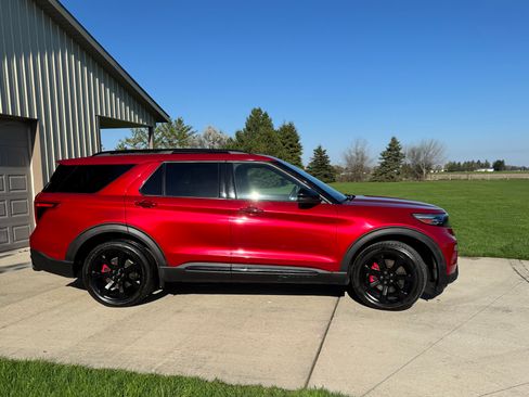 Used 2020 Ford Explorer ST w/ ST Street Pack AWD/4WD image 1