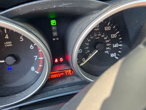 Used 2014 MAZDA MAZDA5 Grand Touring image 9