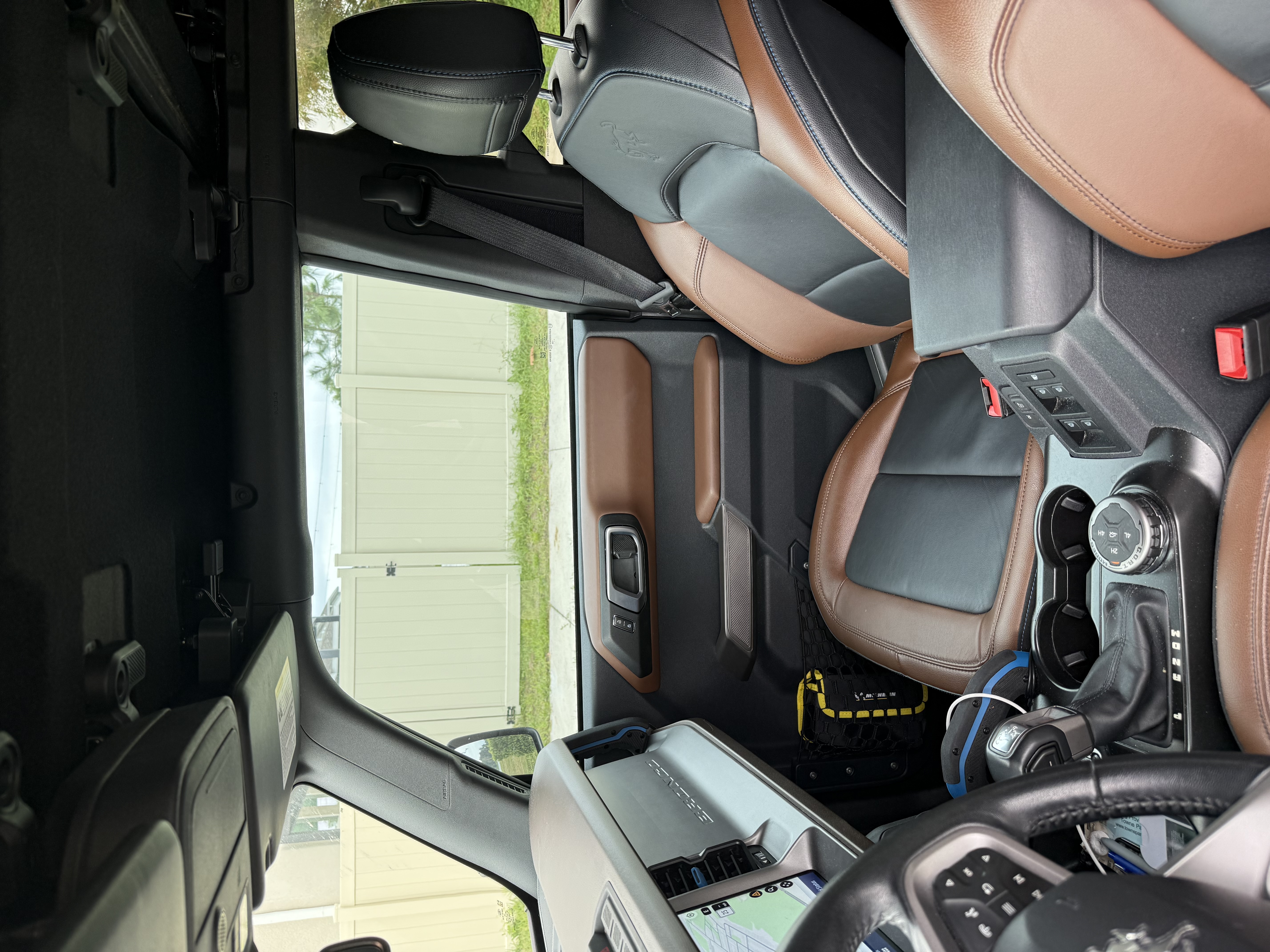 Used 2023 Ford Bronco Outer Banks AWD/4WD image 9
