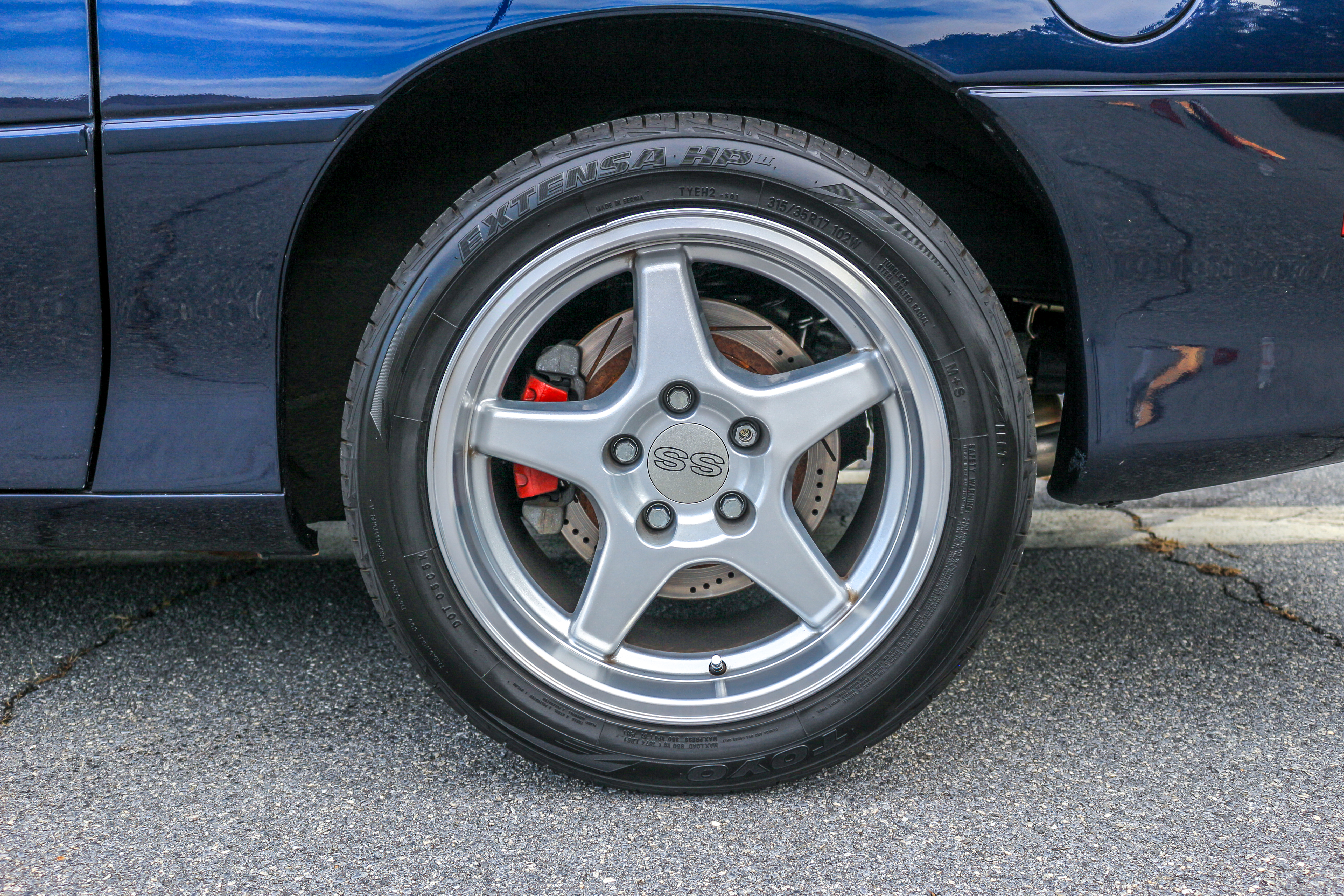 Used 2001 Chevrolet Camaro Z28 w/ SS Performance/Appearance Pkg RWD image 11