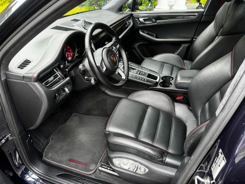 Used 2021 Porsche Macan GTS AWD/4WD image 13