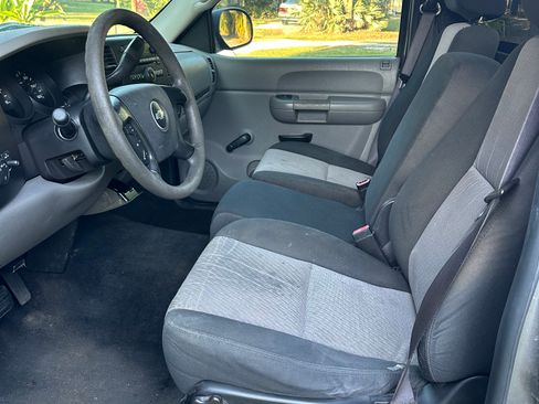 Used 2008 Chevrolet Silverado 1500 W/T w/ Towing Package image 11