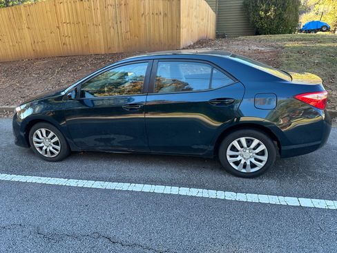 Used 2019 Toyota Corolla LE image 4