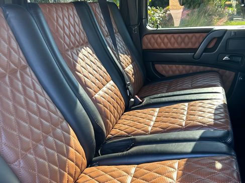 Used 2016 Mercedes-Benz G 63 AMG 4MATIC image 9