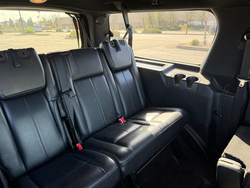 Used 2015 Ford Expedition EL XLT w/ Equipment Group 202A image 13