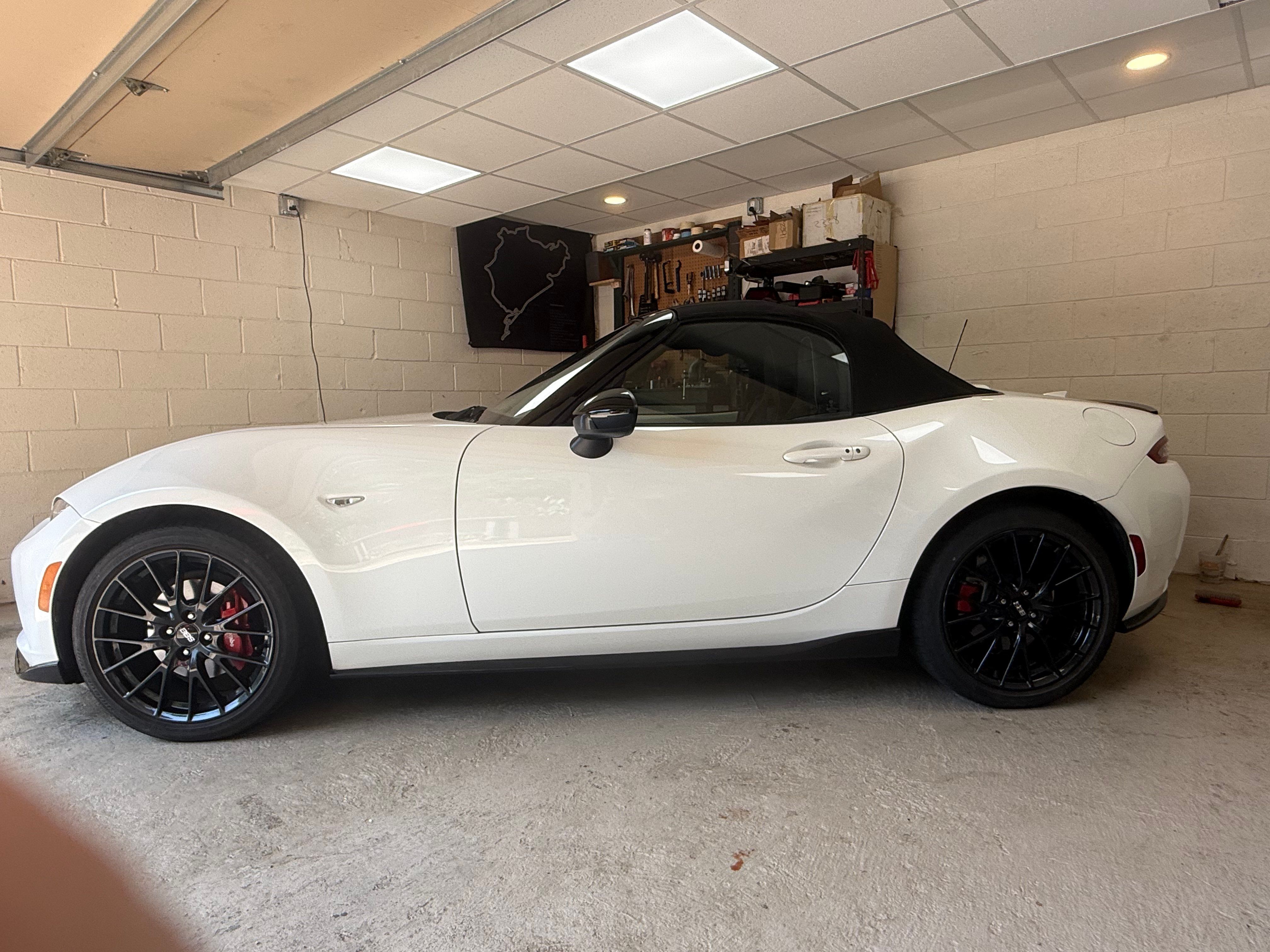 Used 2022 MAZDA MX-5 Miata Club w/ Brembo/BBS Recaro Package RWD image 24
