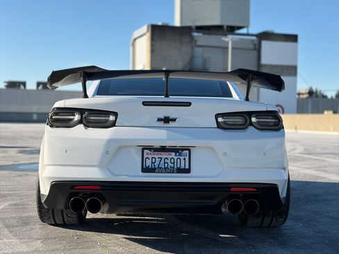 Used 2019 Chevrolet Camaro ZL1 image 5