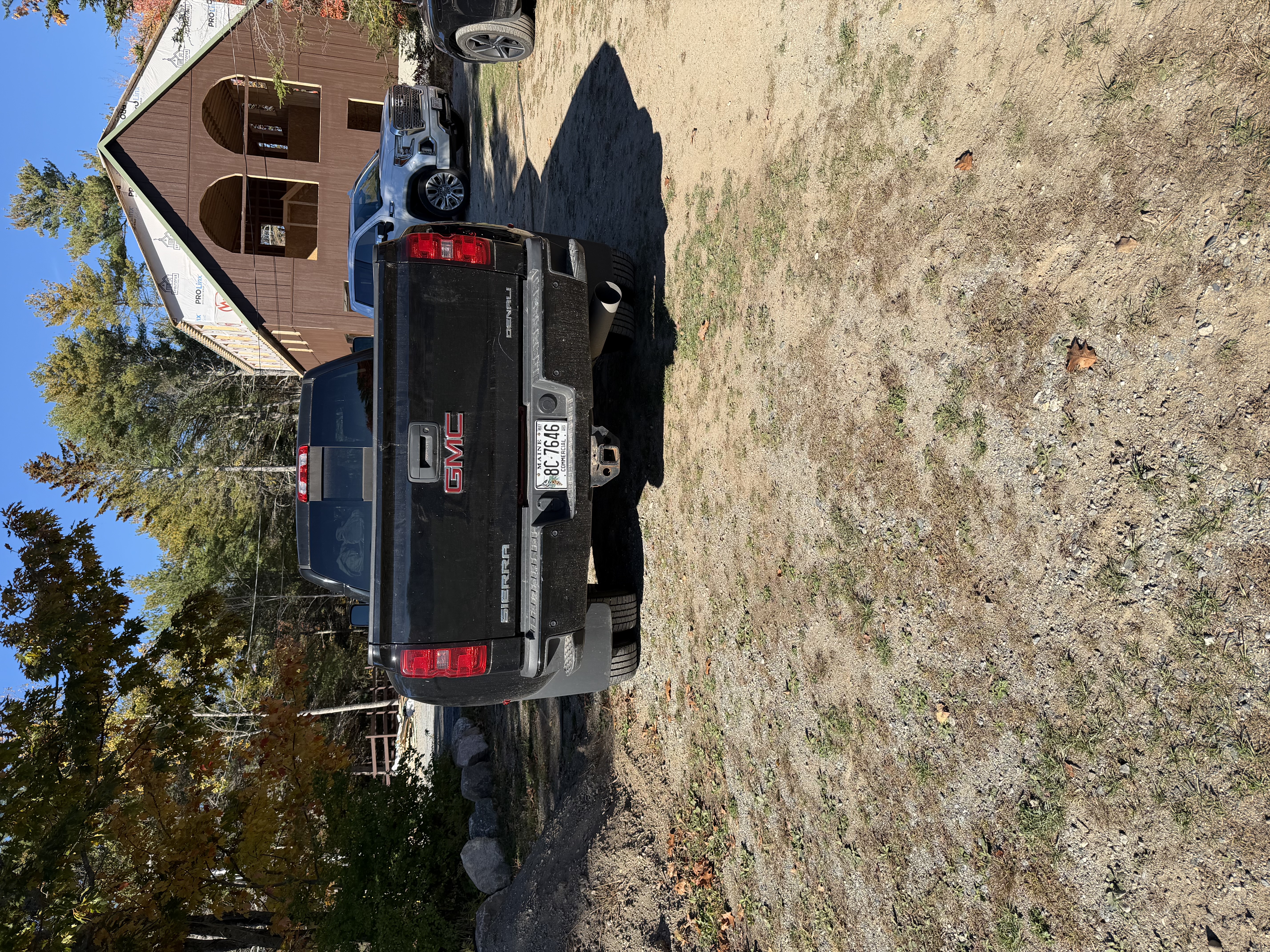 Used 2015 GMC Sierra 3500 Denali w/ Duramax Plus Package AWD/4WD image 9