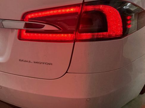 Used 2019 Tesla Model S 75D image 8