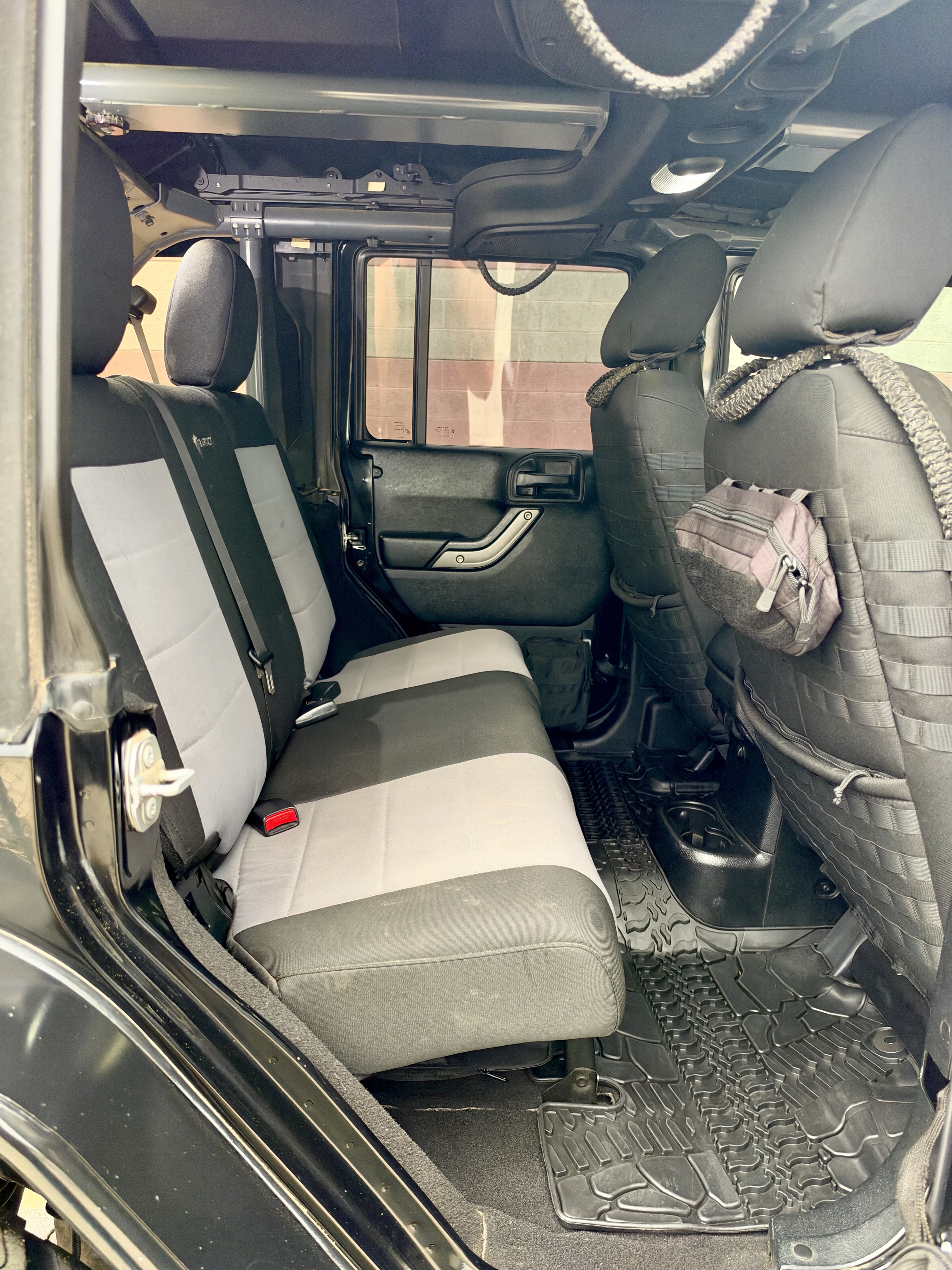 Used 2018 Jeep Wrangler Unlimited Sport S AWD/4WD image 13