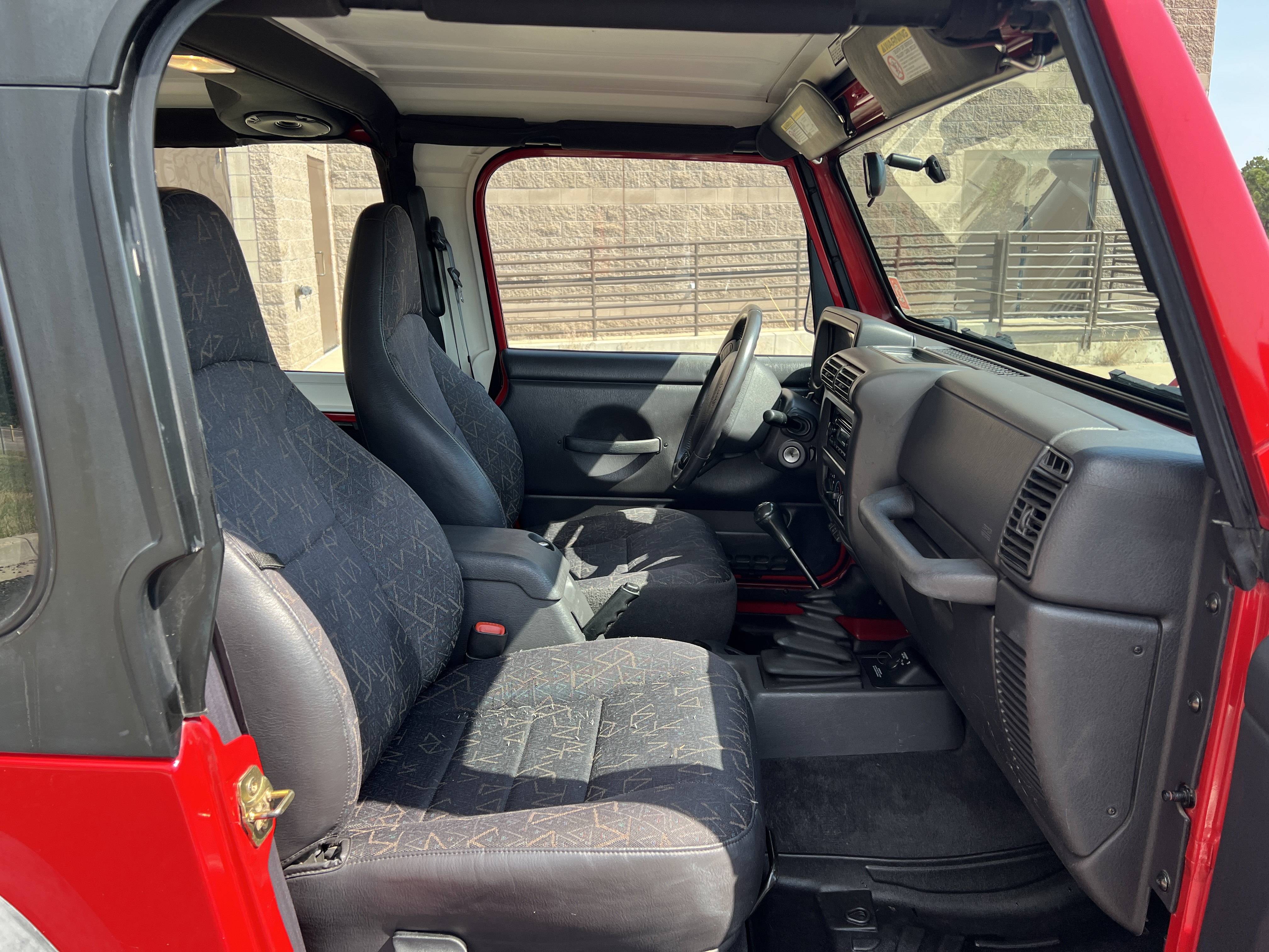 Used 2001 Jeep Wrangler Sport AWD/4WD image 16
