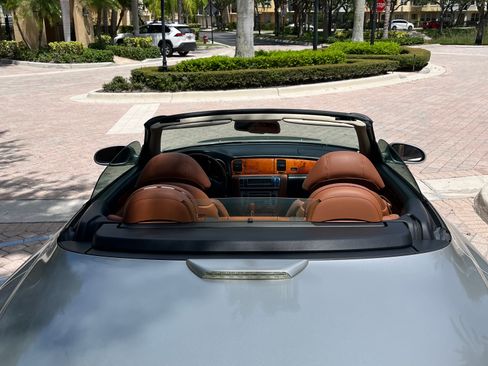 Used 2004 Lexus SC 430 Convertible image 10