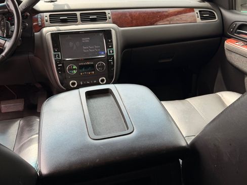 Used 2011 Chevrolet Silverado 3500 LTZ w/ LTZ Plus Package image 15