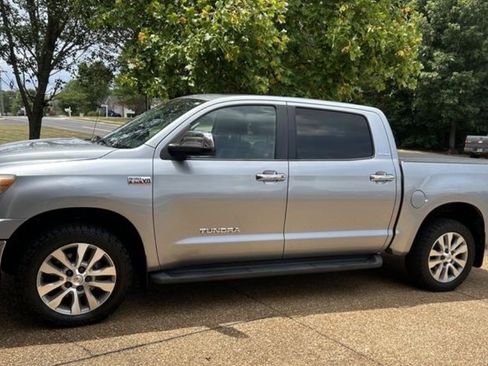 Used 2012 Toyota Tundra Limited image 2