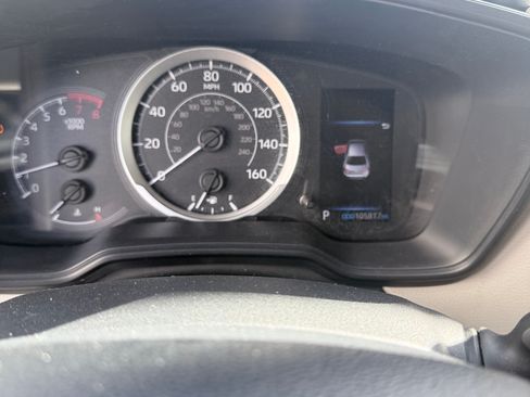 Used 2022 Toyota Corolla LE image 8