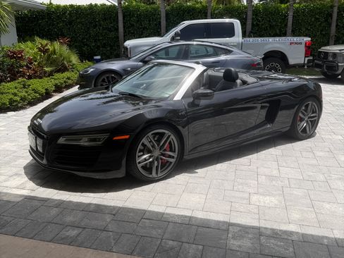 Used 2015 Audi R8 V10 AWD/4WD image 1