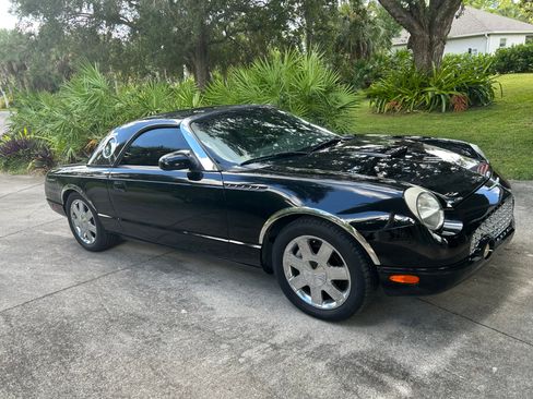 Used 2002 Ford Thunderbird image 1