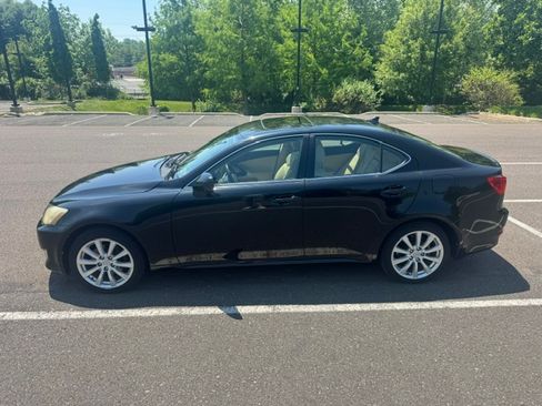 Used 2007 Lexus IS 250 AWD image 2