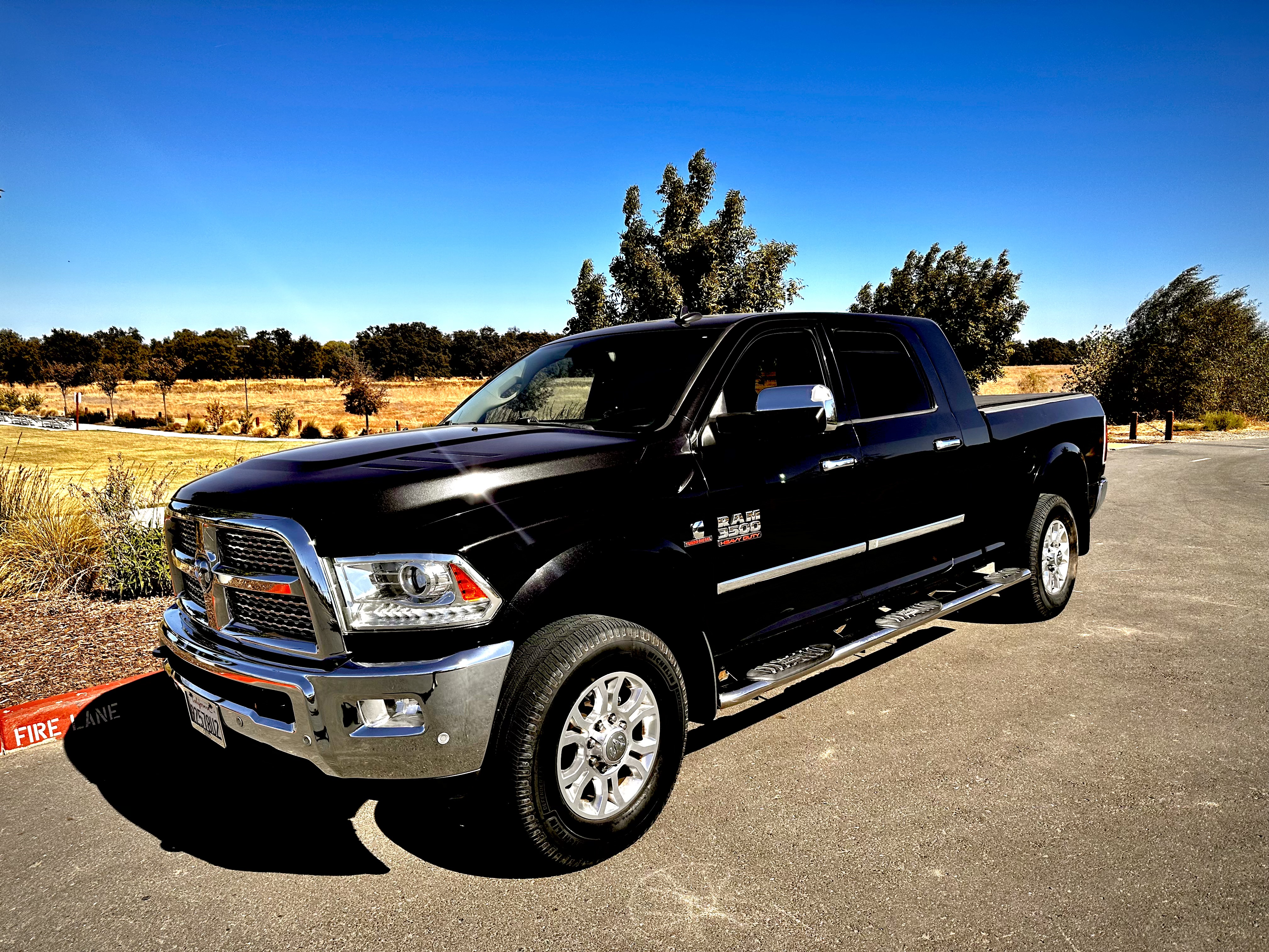 Used 2018 RAM 3500 Laramie AWD/4WD image 2