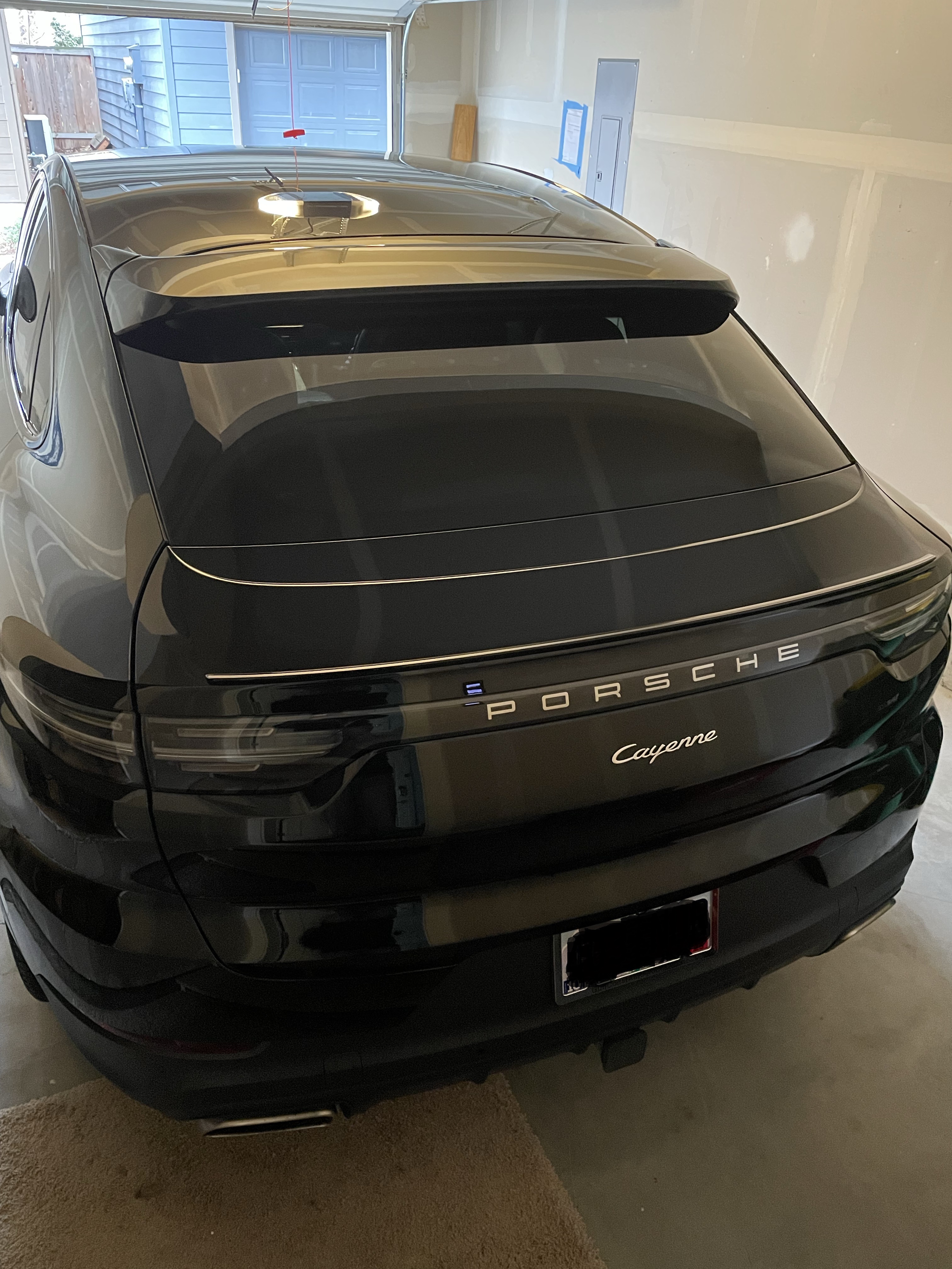 Used 2020 Porsche Cayenne AWD/4WD image 18