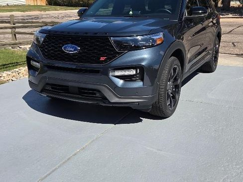Used 2022 Ford Explorer ST w/ Equipment Group 401A AWD/4WD image 5