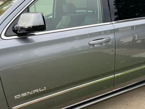 Used 2018 GMC Yukon XL Denali w/ Denali Ultimate Package image 6