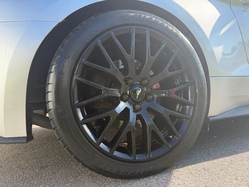 Used 2018 Ford Mustang GT Premium image 8