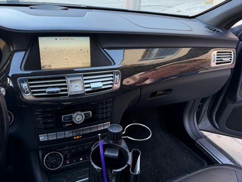 Used 2013 Mercedes-Benz CLS 550 image 11