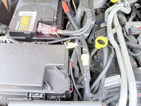 Used 2013 Jeep Wrangler Unlimited Sahara w/ Mopar Chrome Edition Group AWD/4WD image 17