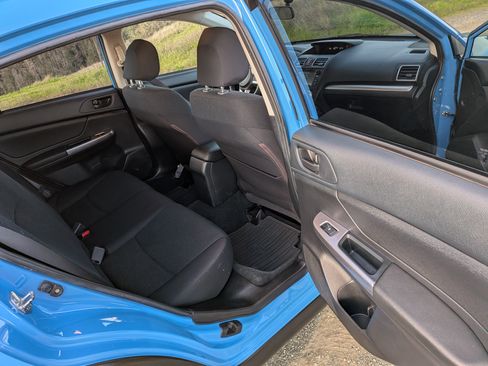 Used 2016 Subaru Crosstrek 2.0i image 16