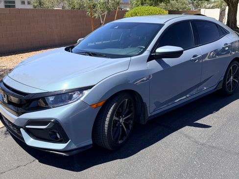 Used 2021 Honda Civic Sport image 2